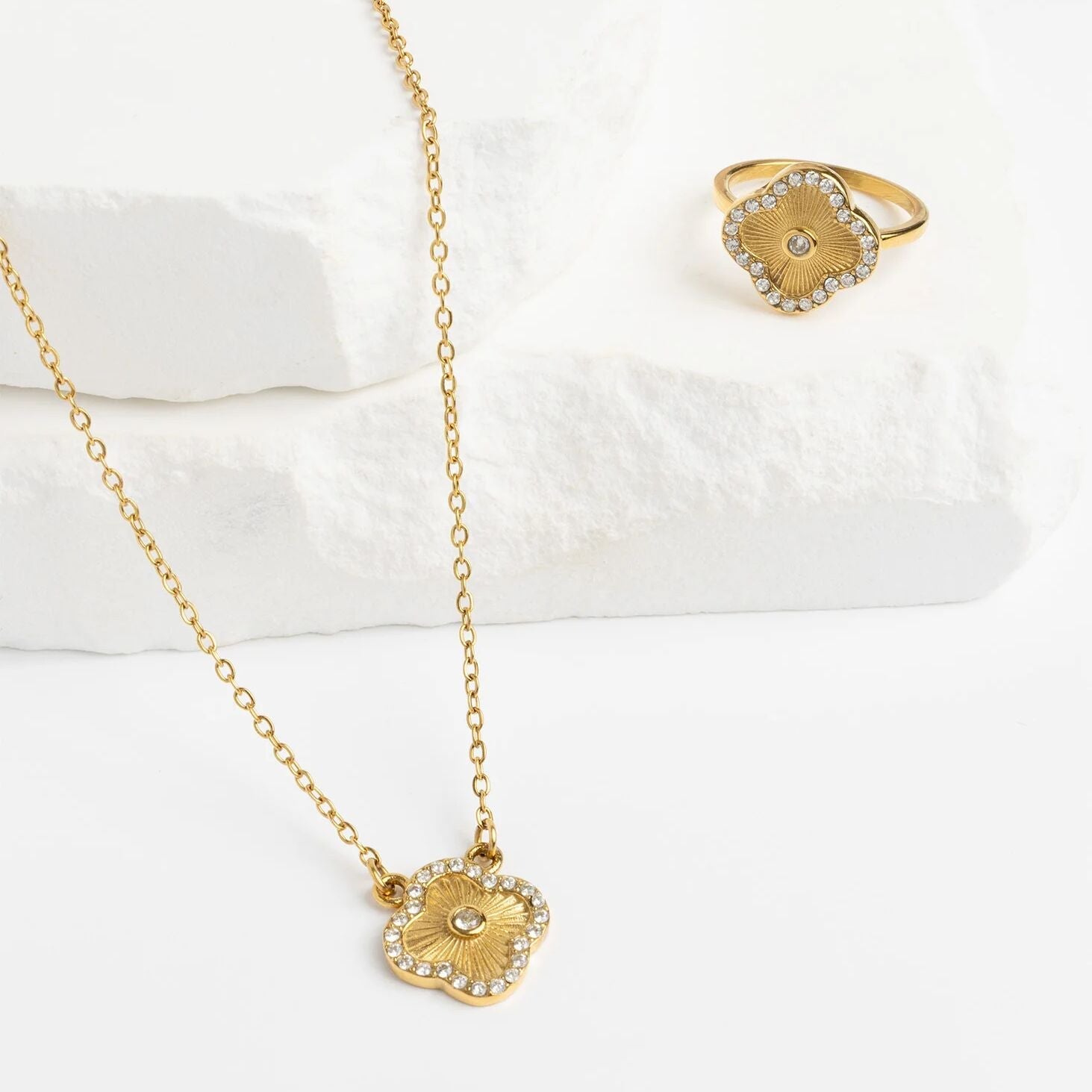 18K Gold PVD Stainless Steel Floral Motif Necklace with Stone