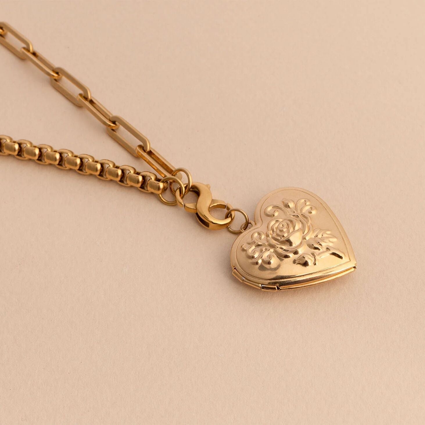 18K Gold PVD Stainless Steel Infinity Charm Clasp