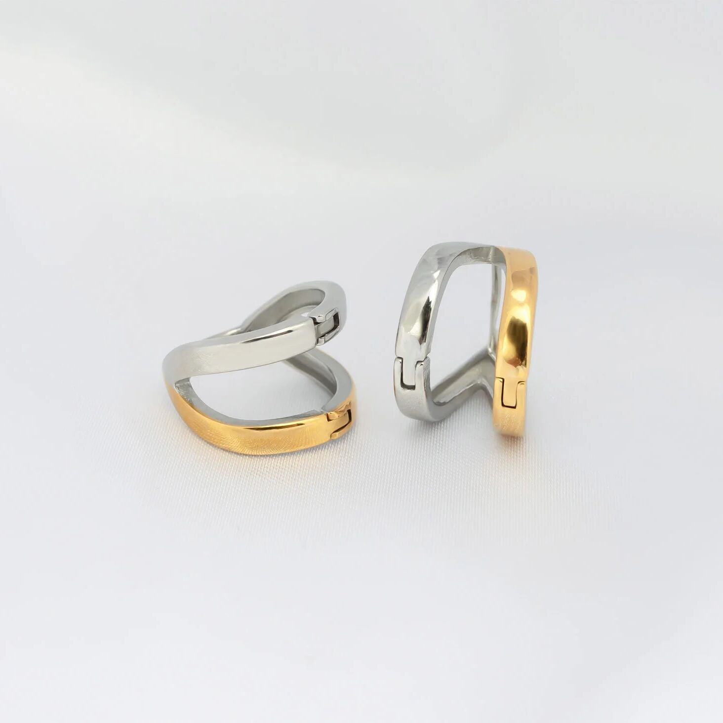 18K Gold PVD Stainless Steel Split Hoop Earring