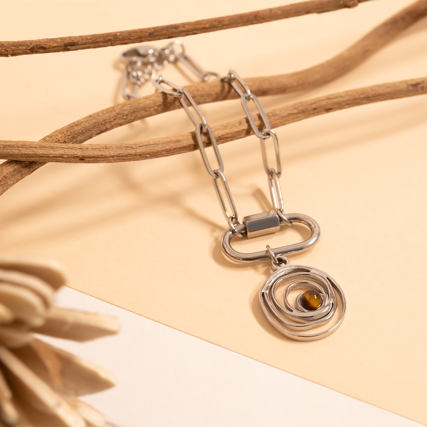 18K Gold PVD Stainless Steel Swirl Charm