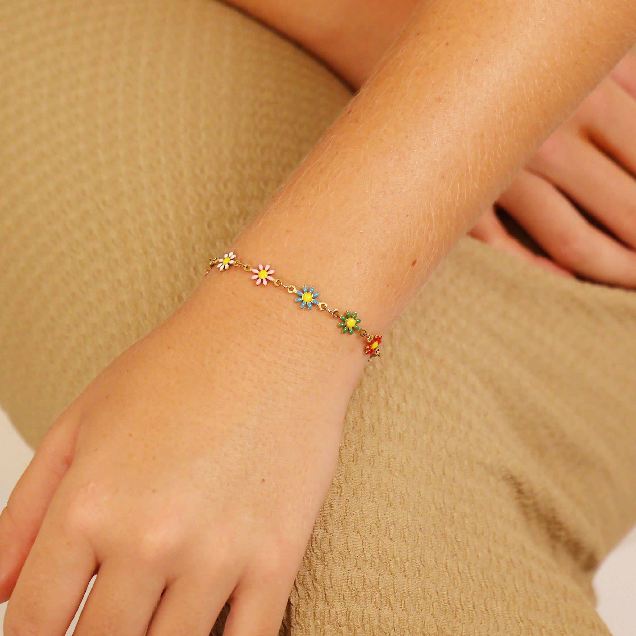 18K Gold PVD Stainless Steel Enamel Flower Chain - By The Foot