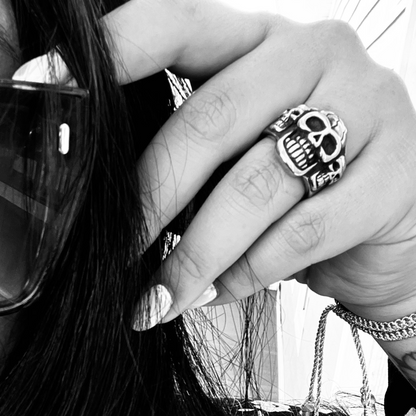 Stainless Steel Polished Cracked Triple Skulls Ring