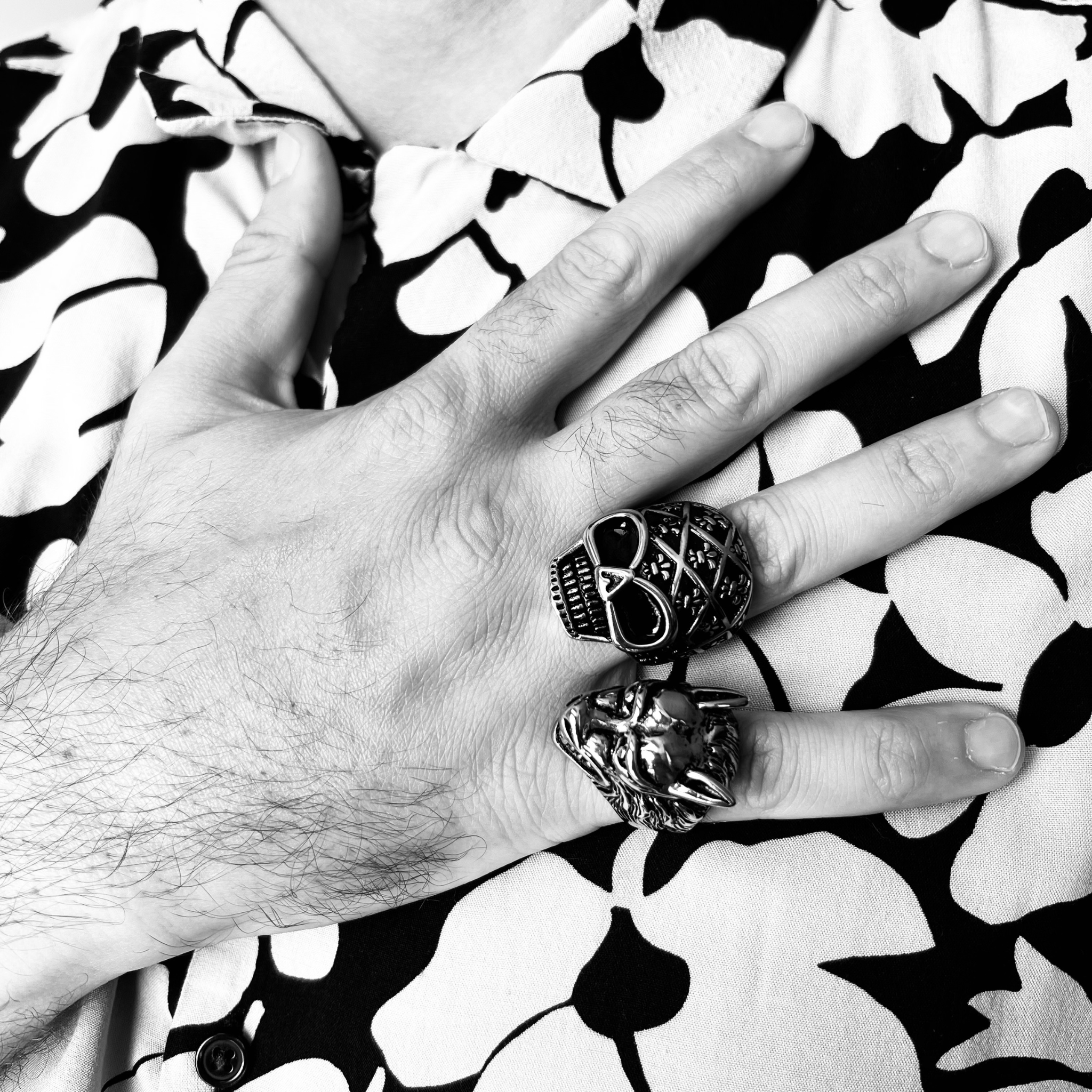 Stainless Steel Skull With Fleur De Lis Pattern Ring