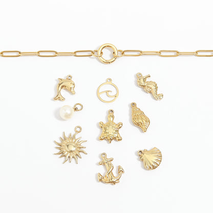 18K Gold PVD Stainless Steel Clam Shell Charm