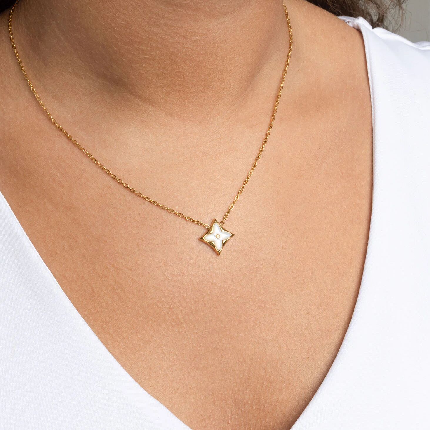 18K Gold PVD Stainless Steel The Star Necklace Mom Gift Set