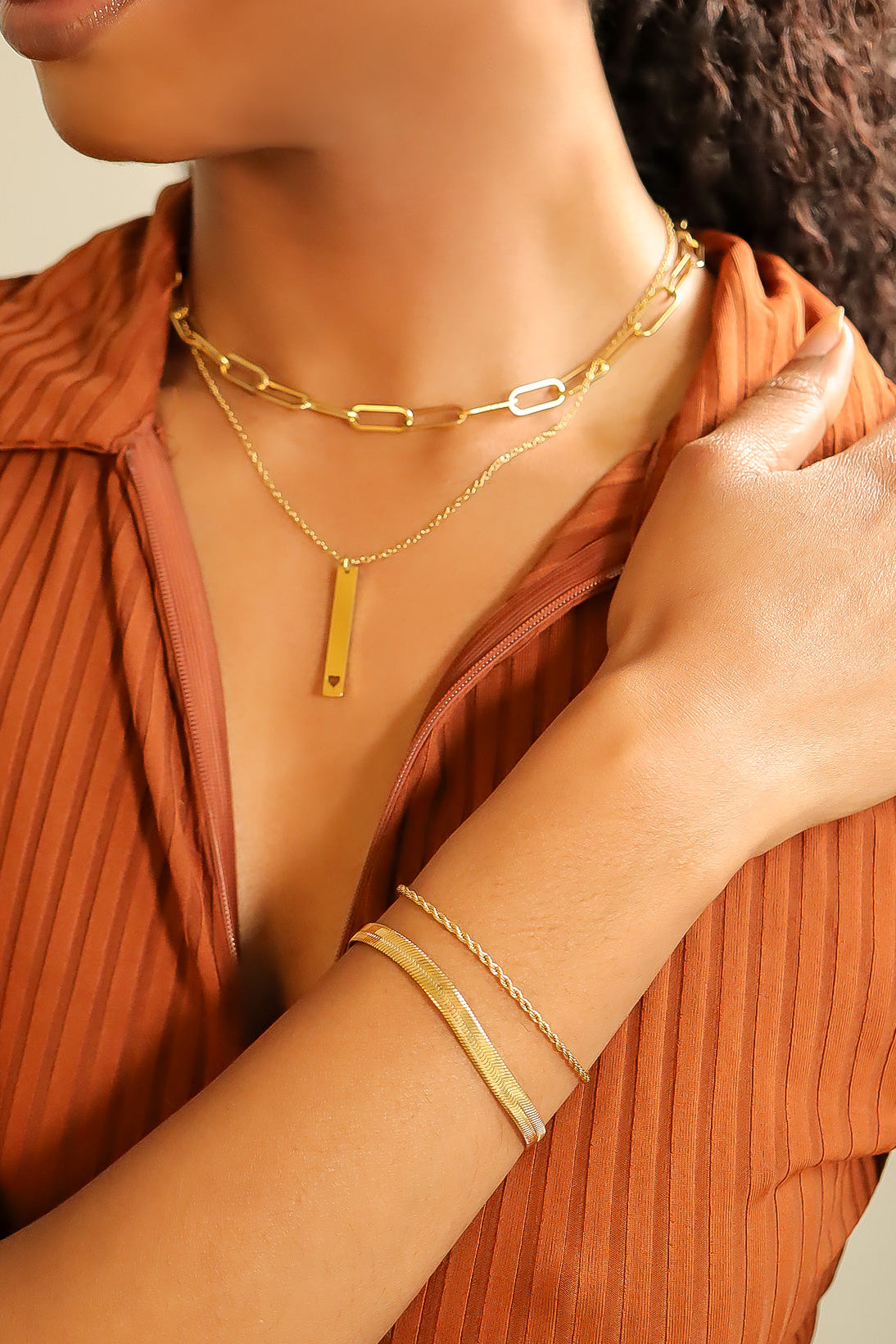 18K Gold PVD Stainless Steel Heart Cutout Vertical Bar Necklace