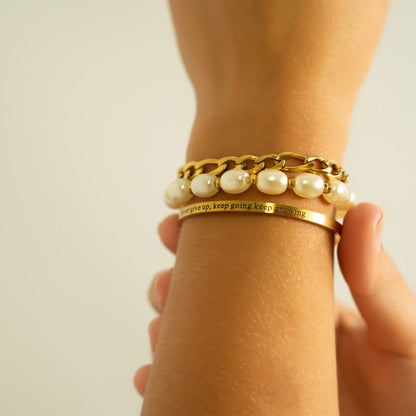 18K Gold PVD 8mm Kiska Glass Pearl Beaded Stretch Bracelet