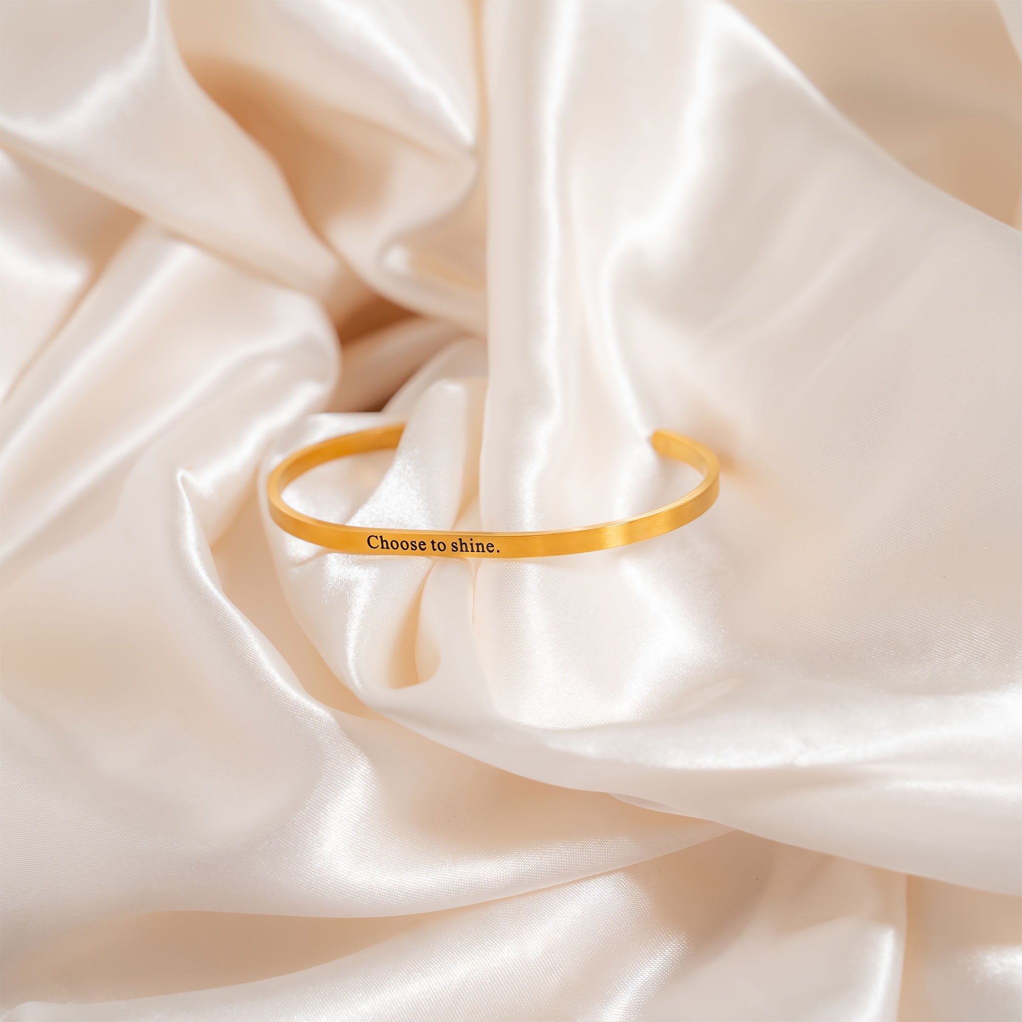 18K Gold PVD Stainless Steel Choose to Shine Engraved Bangle Bracelet