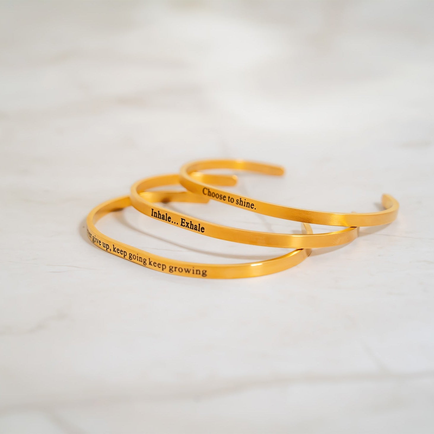 18K Gold PVD Stainless Steel Choose to Shine Engraved Bangle Bracelet