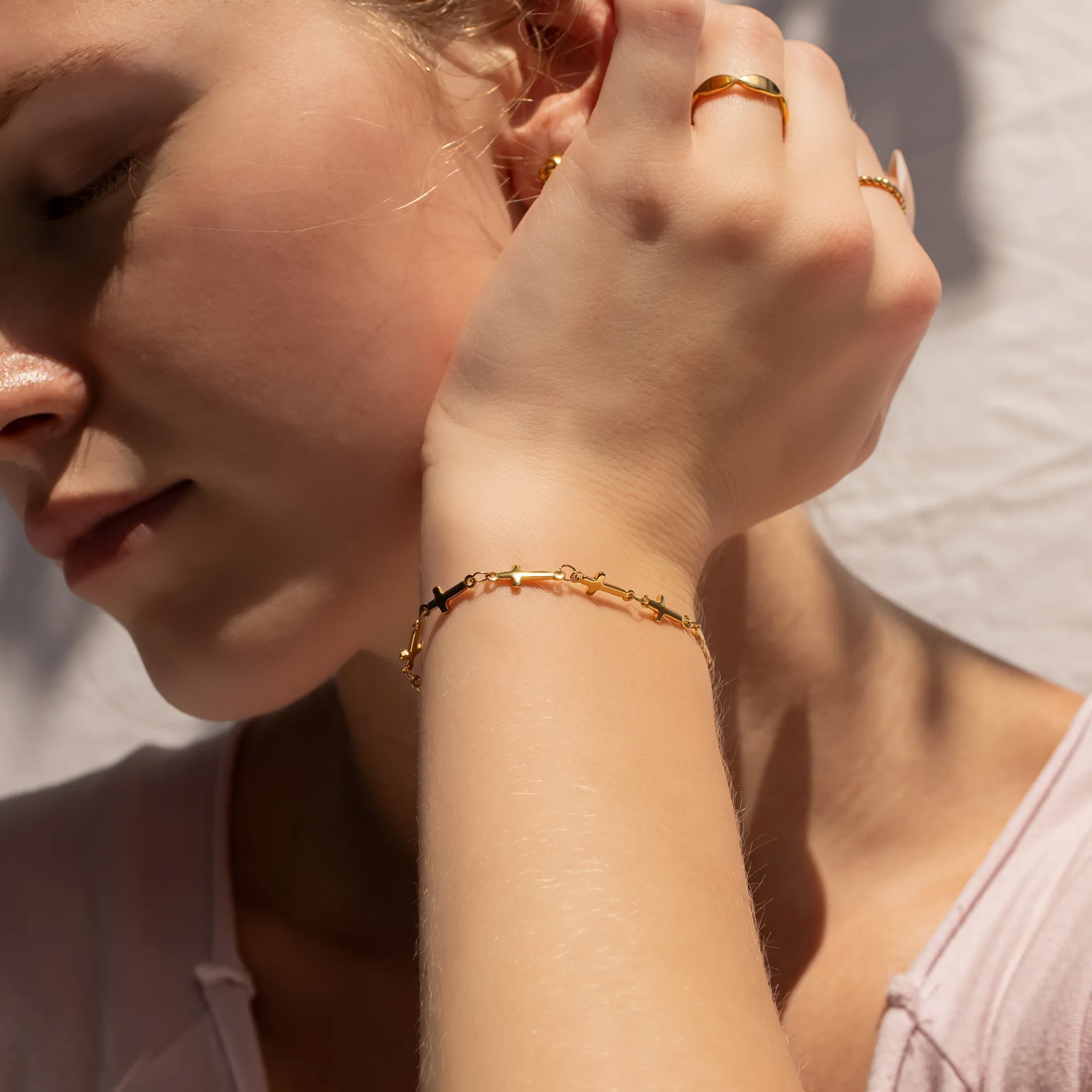 18K Gold PVD Stainless Steel Cross Chain Bracelet