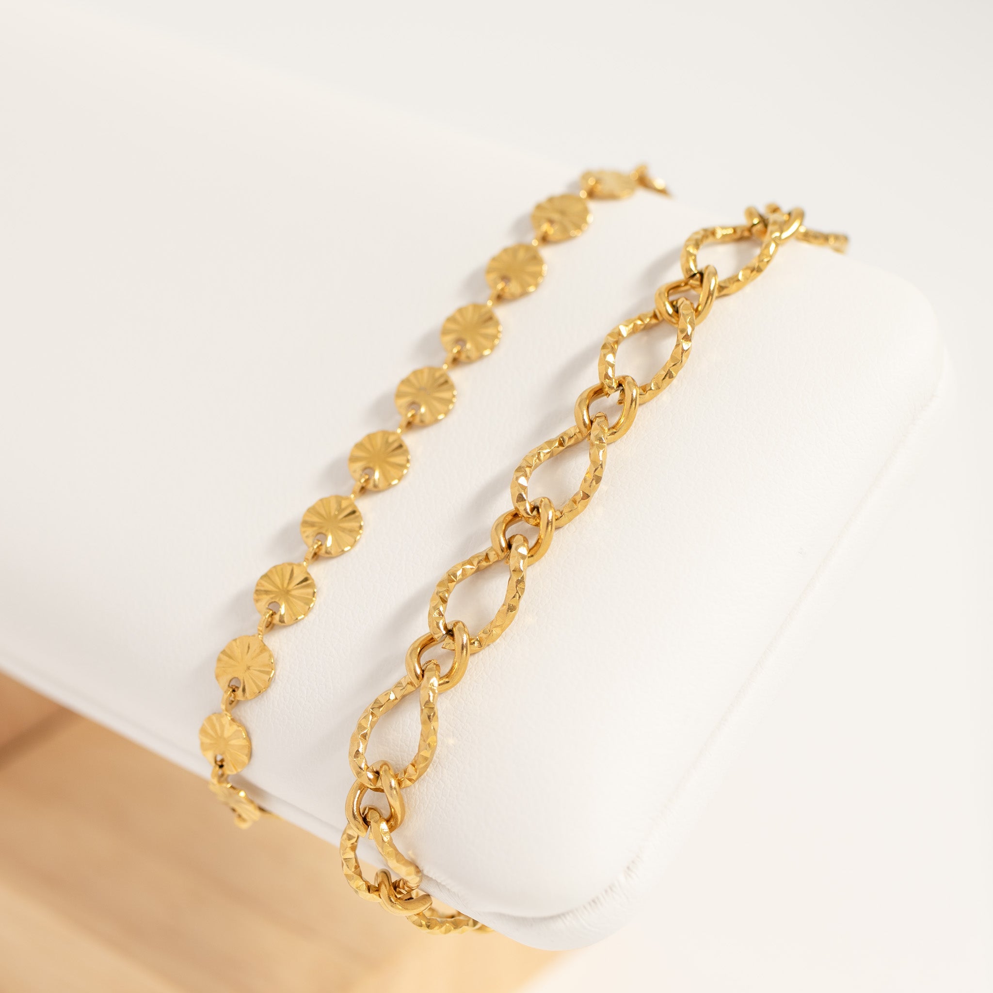 18K Gold PVD Stainless Steel Hammered Oval Chain - By The Foot