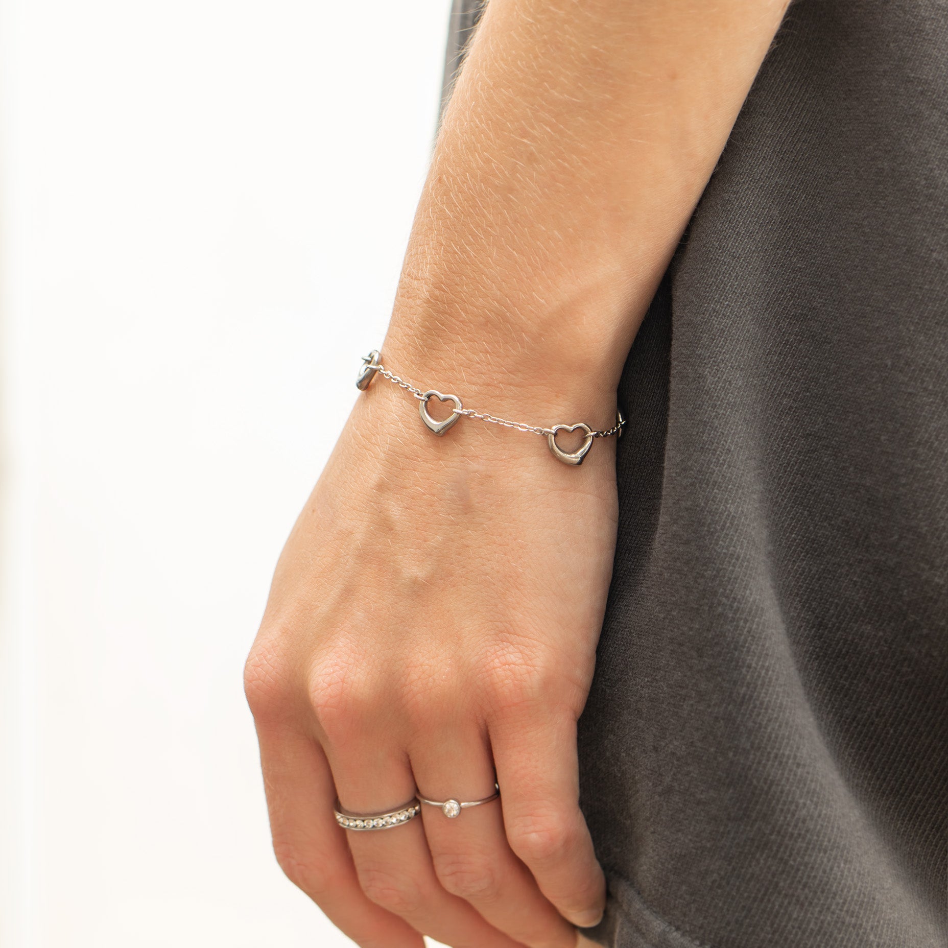 18K Gold PVD Stainless Steel Station Heart Bracelet