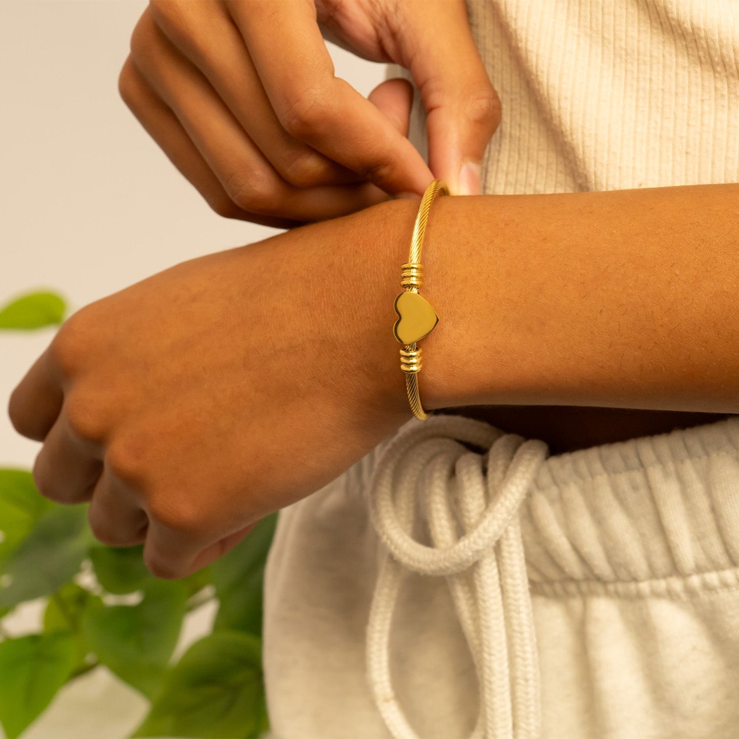 18K Gold PVD Stainless Steel Engraveable Heart Cuff Bracelet