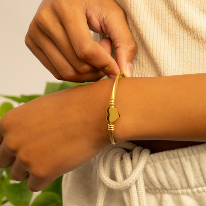 18K Gold PVD Stainless Steel Engraveable Heart Cuff Bracelet