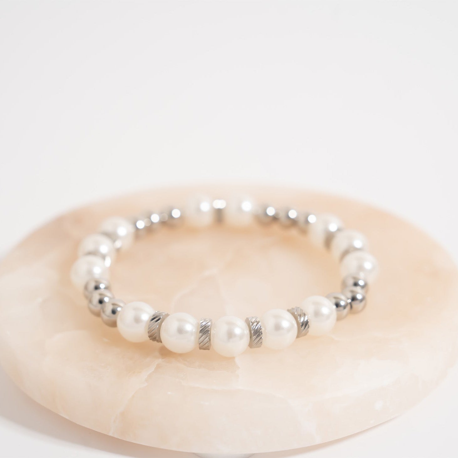 18K Gold PVD 8mm Kiska Glass Pearl Beaded Stretch Bracelet