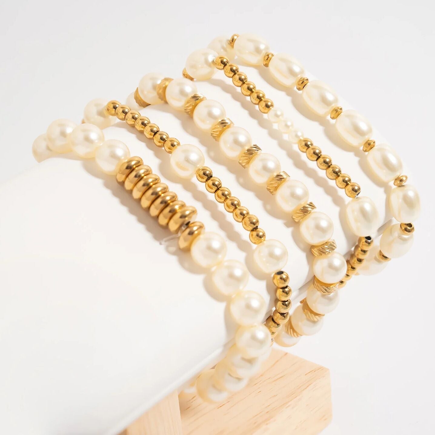 18K Gold PVD 8mm Kiska Glass Pearl Beaded Stretch Bracelet
