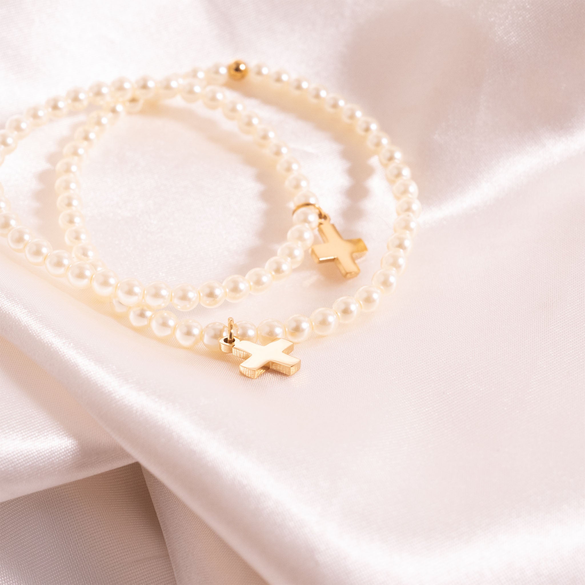 18K Gold PVD Stainless Steel Pearl Beaded Bracelet with Cross