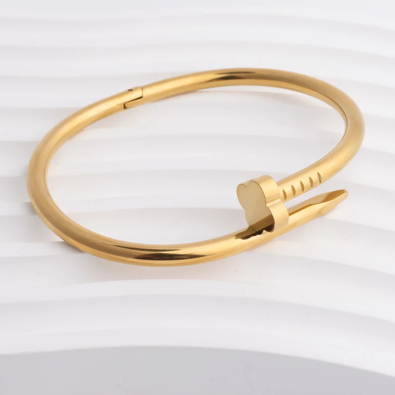18K Gold PVD Stainless Steel Floral Nail Bangle Bracelet