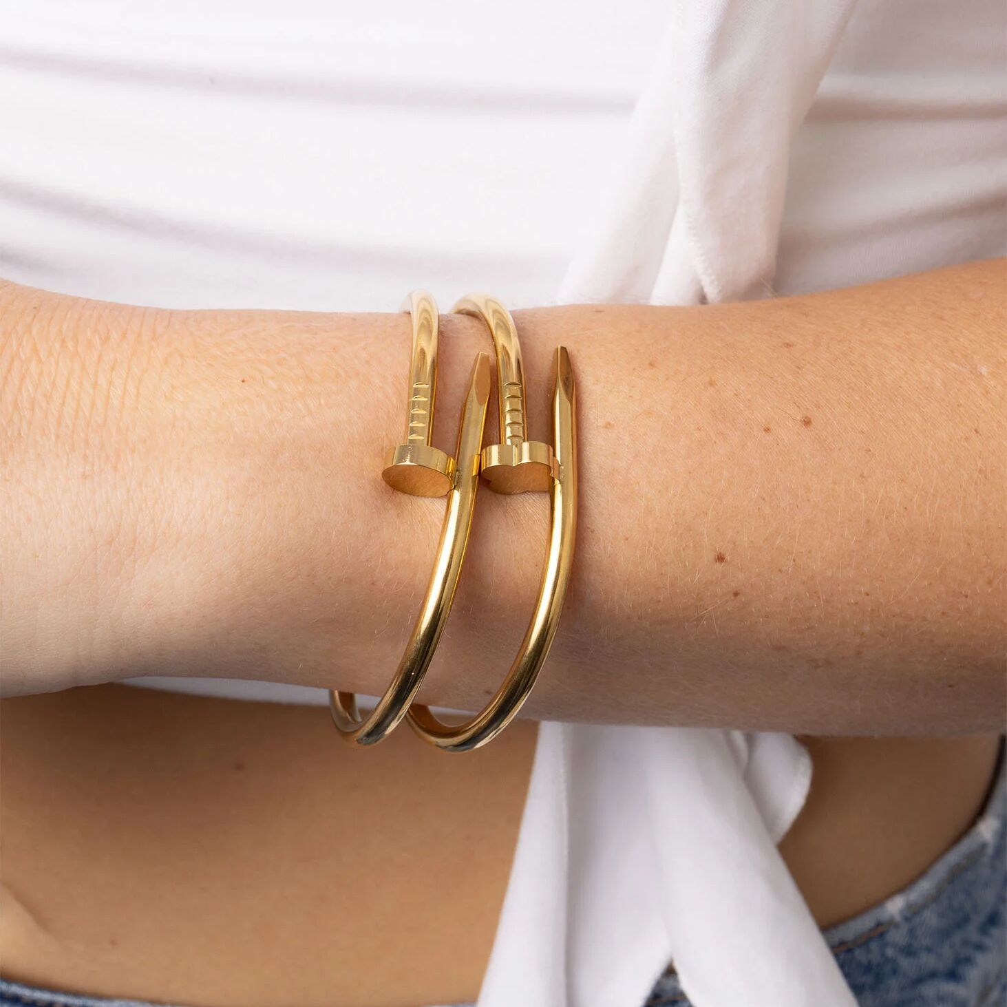 18K Gold PVD Stainless Steel Floral Nail Bangle Bracelet