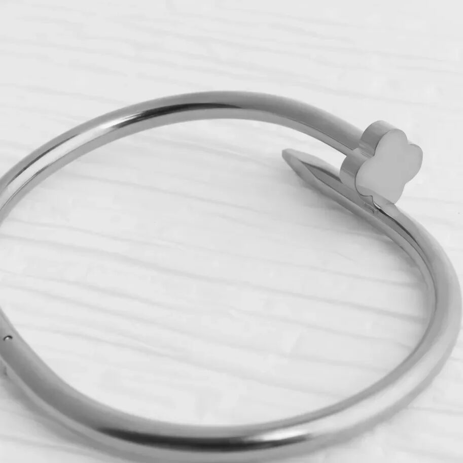 18K Gold PVD Stainless Steel Floral Nail Bangle Bracelet