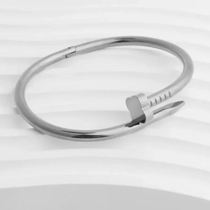 18K Gold PVD Stainless Steel Floral Nail Bangle Bracelet
