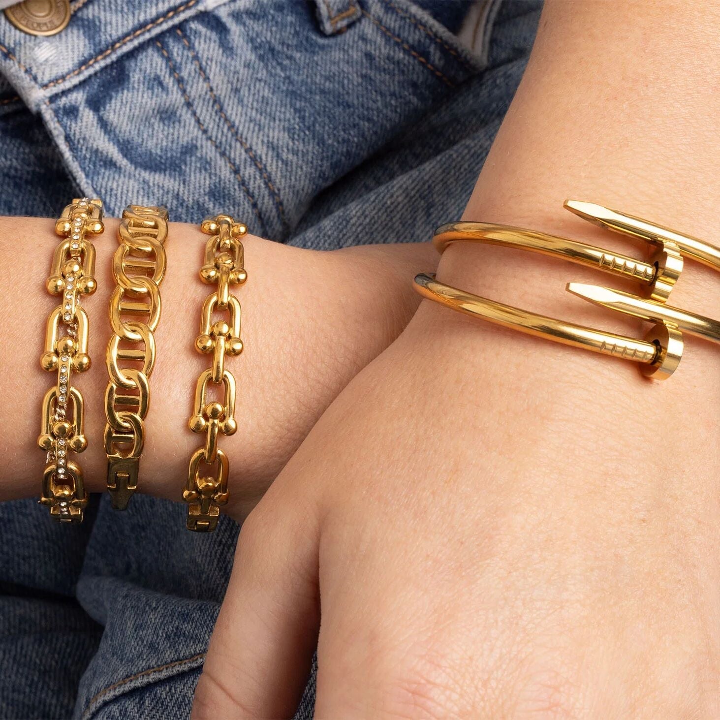 18K Gold PVD Stainless Steel Hardware Bangle Bracelet