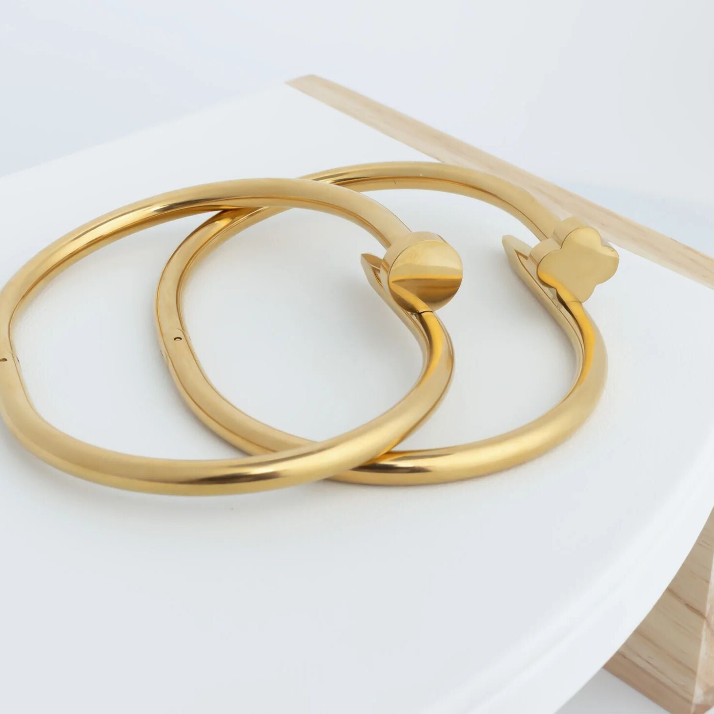 18K Gold PVD Stainless Steel Nail Bangle Bracelet