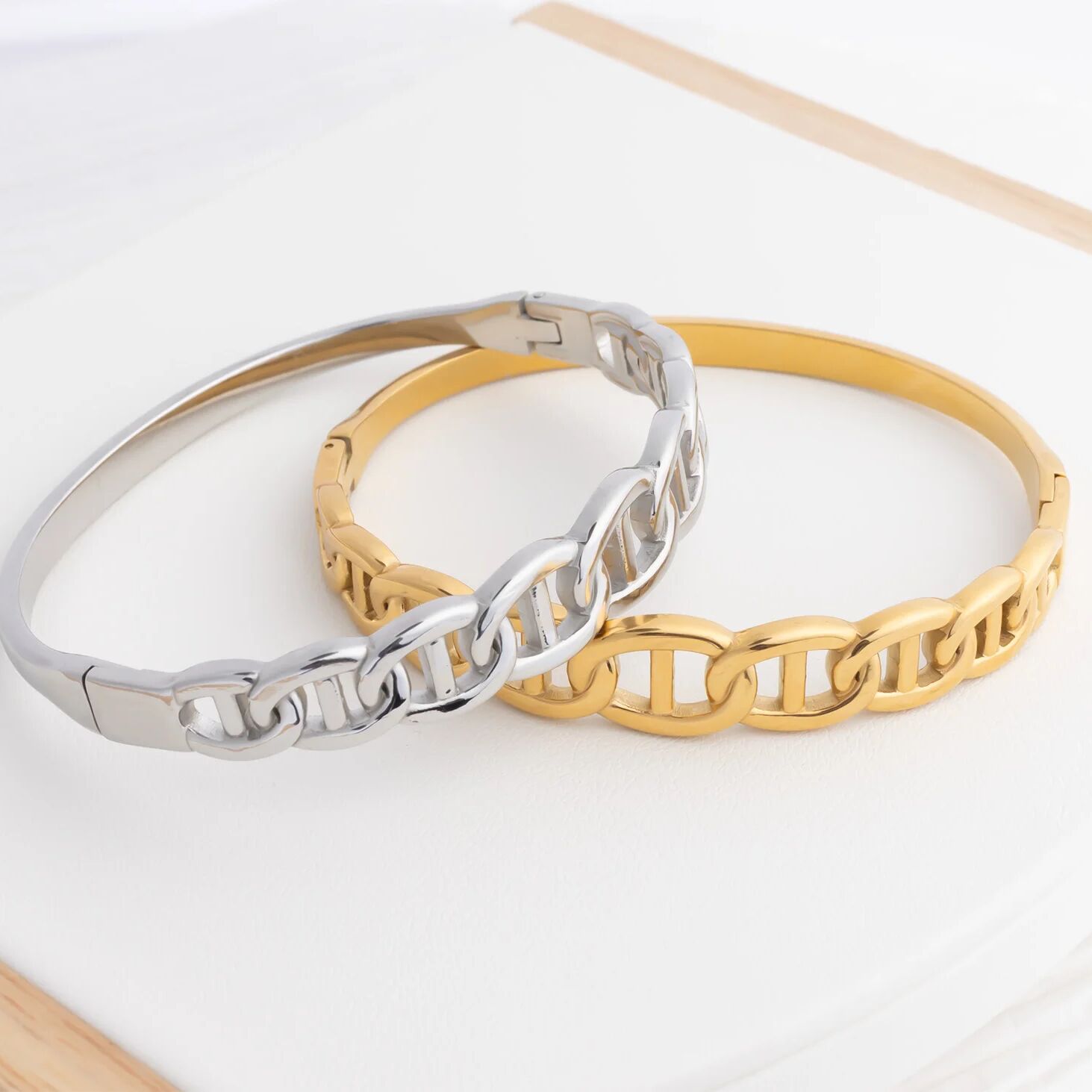 18K Gold PVD Stainless Steel Oval Chain Bangle Bracelet