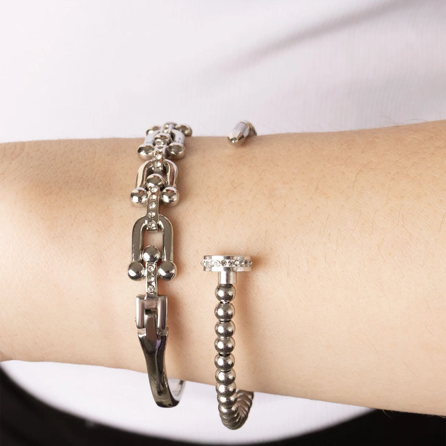 18K Gold PVD Stainless Steel Beaded Nail Bangle Bracelet With Stones