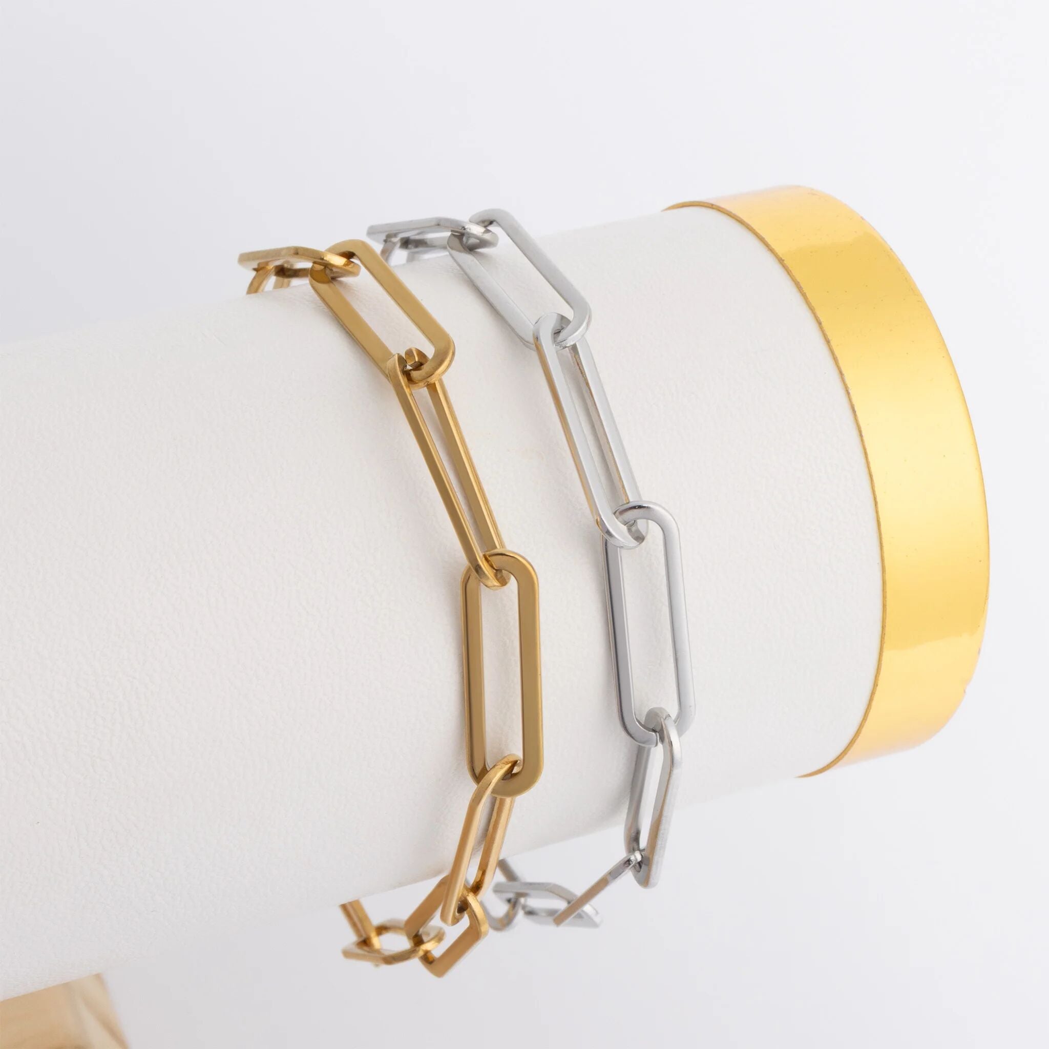 18K Gold PVD Stainless Steel Long Paperclip Bracelet
