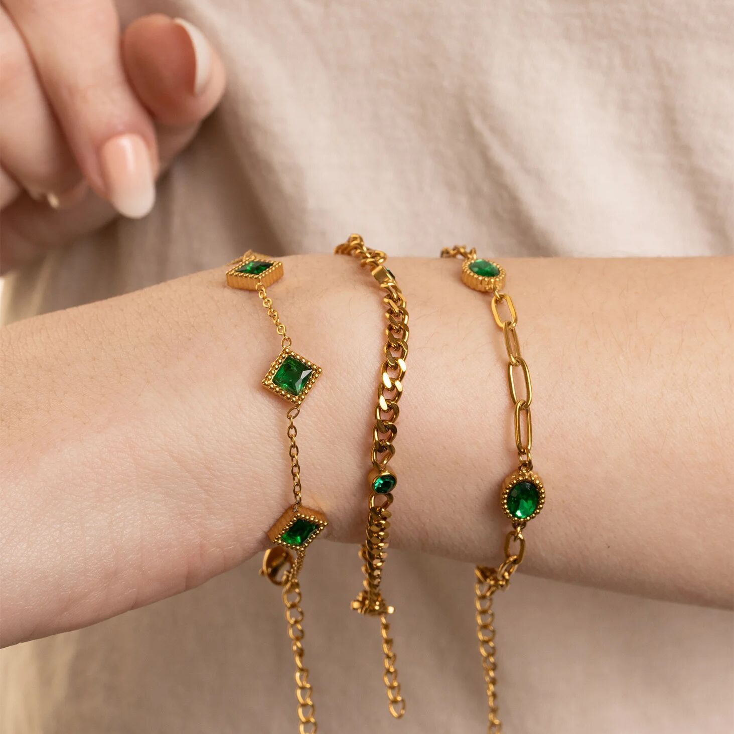 18K Gold PVD Stainless Steel Paperclip Emerald Stone Station Bracelet