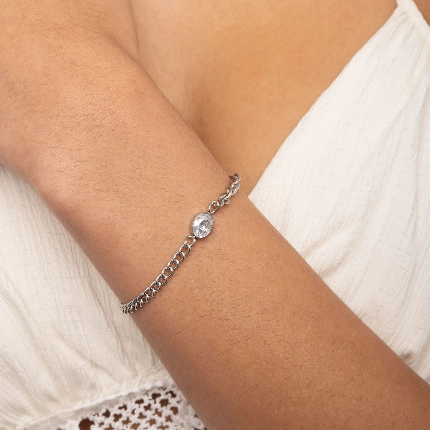 18K Gold PVD Stainless Steel Oval CZ Stone Curb Chain Bracelet