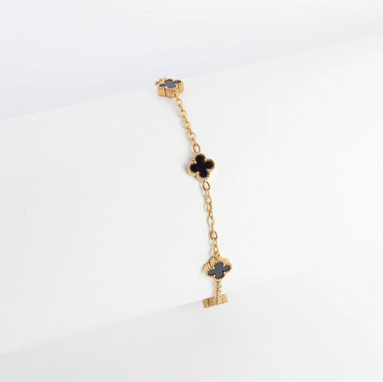 18K Gold PVD Stainless Steel Small Floral Motif Bracelet
