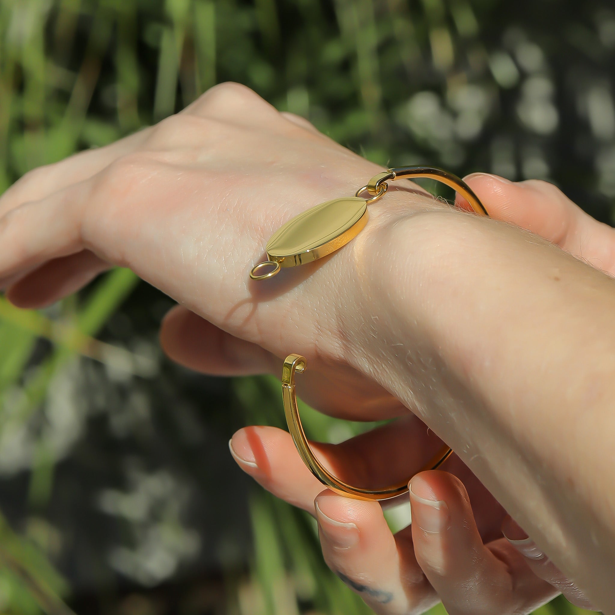 18K Gold PVD Stainless Steel Oval Engravable Bracelet