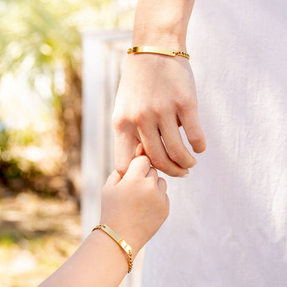 18K Gold PVD Stainless Steel Mini Kids/Baby Curved Bar Bracelet