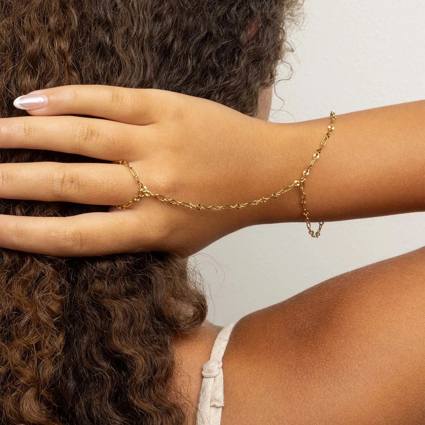 18K Gold PVD Stainless Steel Smooth Lip Hand Chain