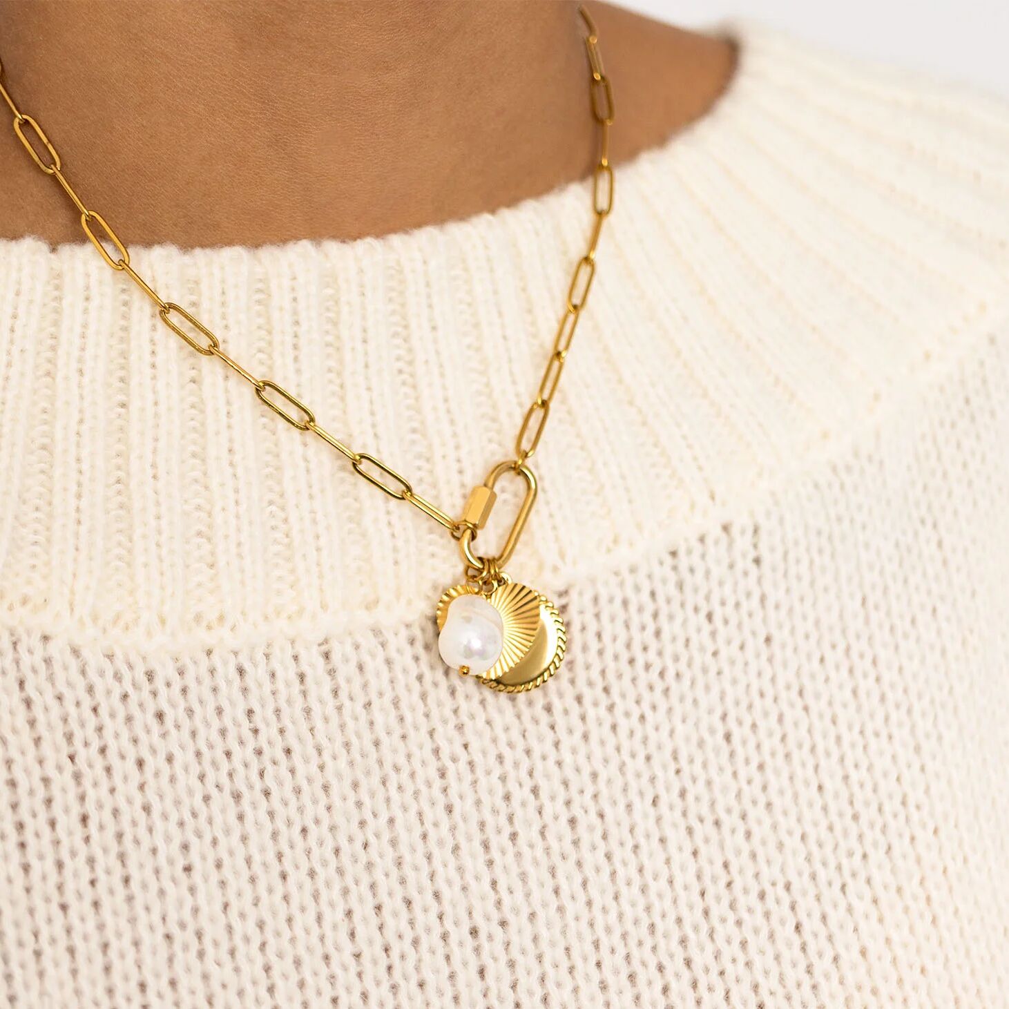 18K Gold PVD Stainless Steel Pearl Sunburst Charm Holder Necklace Gift Set