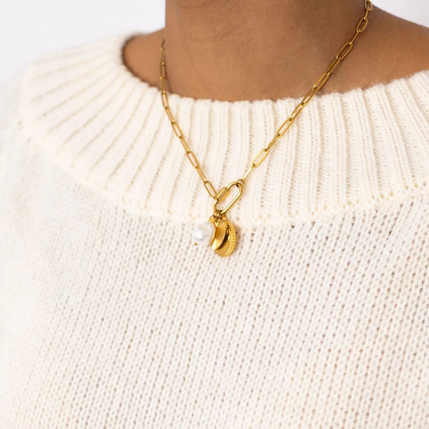 18K Gold PVD Stainless Steel Pearl Sunburst Charm Holder Necklace Gift Set