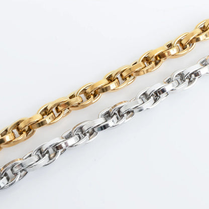 18K Gold PVD Stainless Steel Twisted Oval Chain Necklace