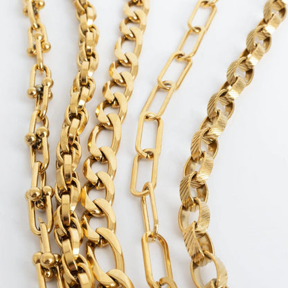 18K Gold PVD Stainless Steel Twisted Oval Chain Necklace