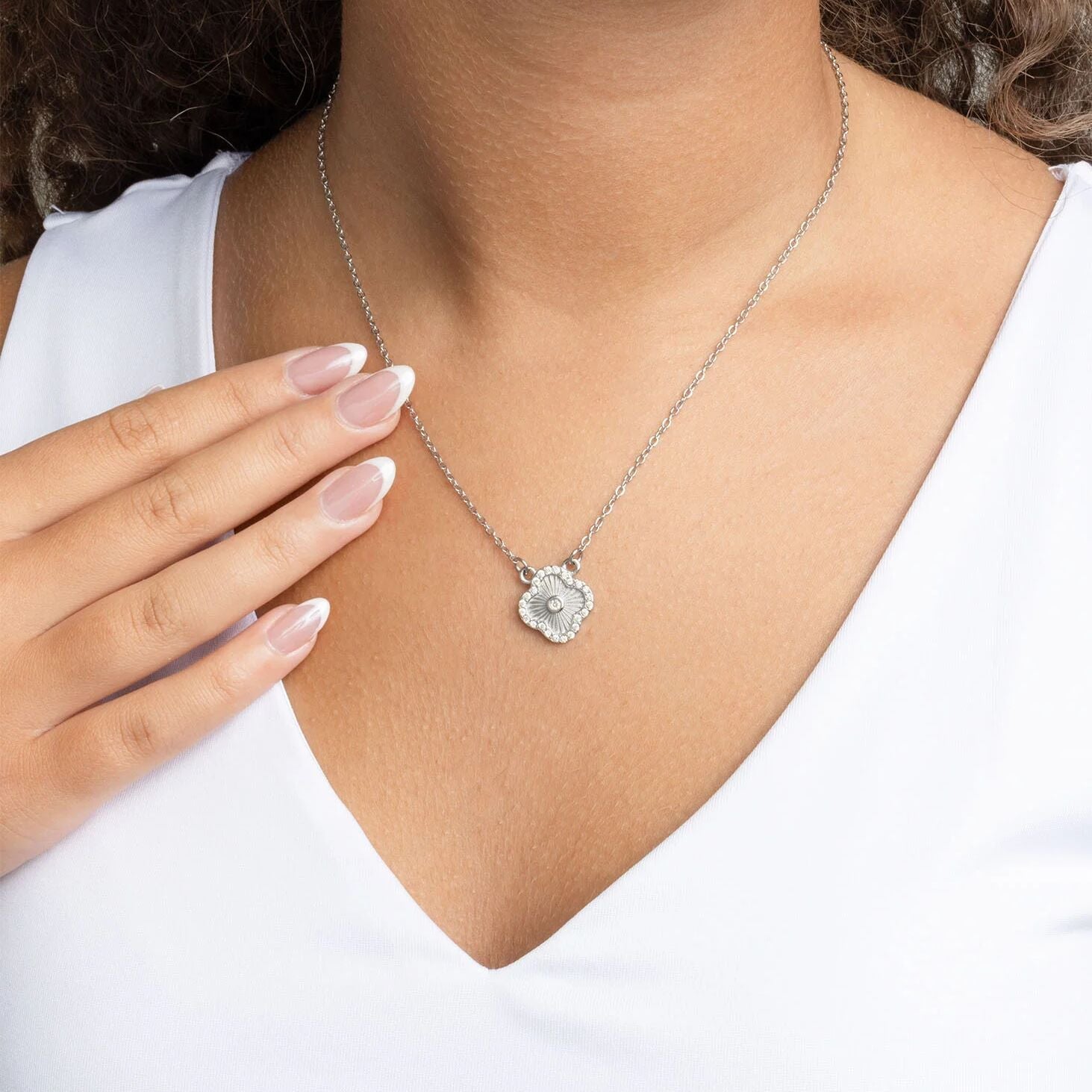 18K Gold PVD Stainless Steel Floral Motif Necklace with Stone