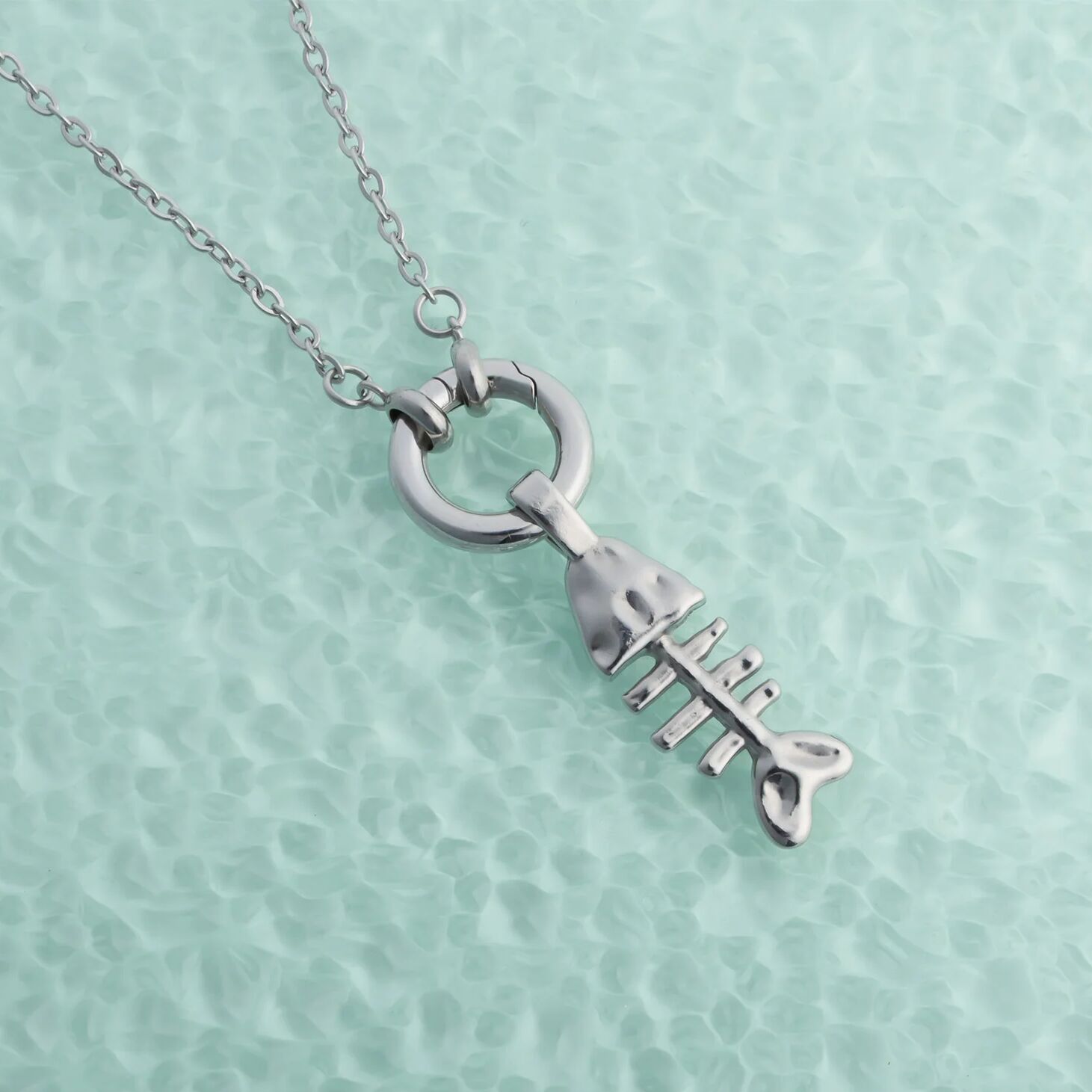 18K Gold PVD Stainless Steel Loop Chain Charm Holder Necklace
