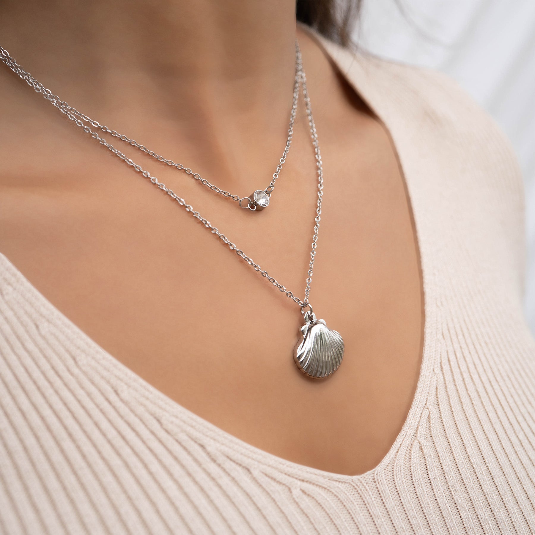 18K Gold PVD Stainless Steel Shell Charm