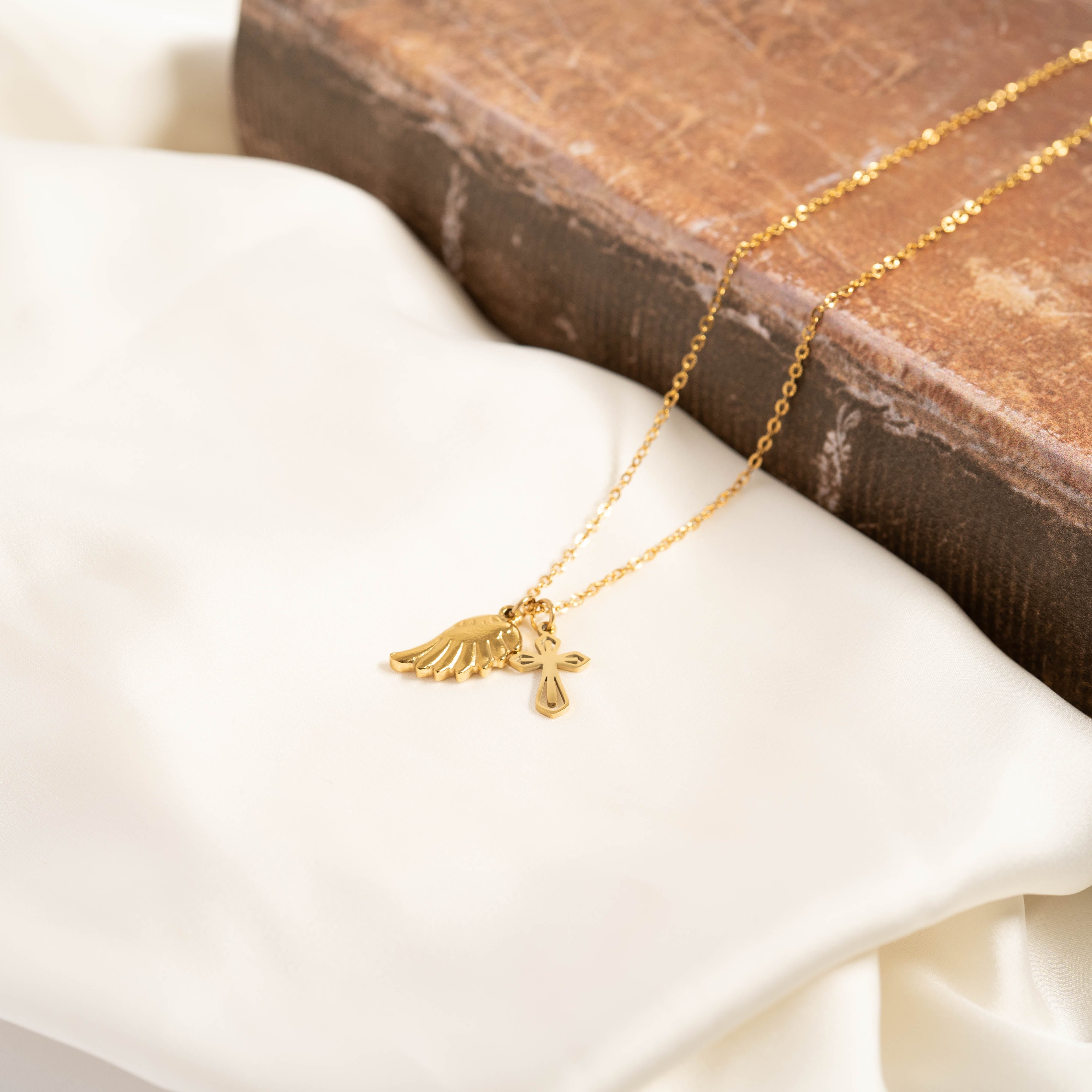 18K Gold PVD Stainless Steel Faith & Love Charm Set