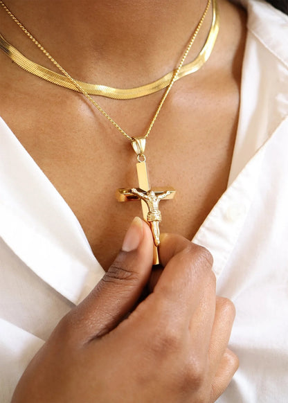 18K Gold PVD Stainless Steel Medium Crucifix Cross Pendant