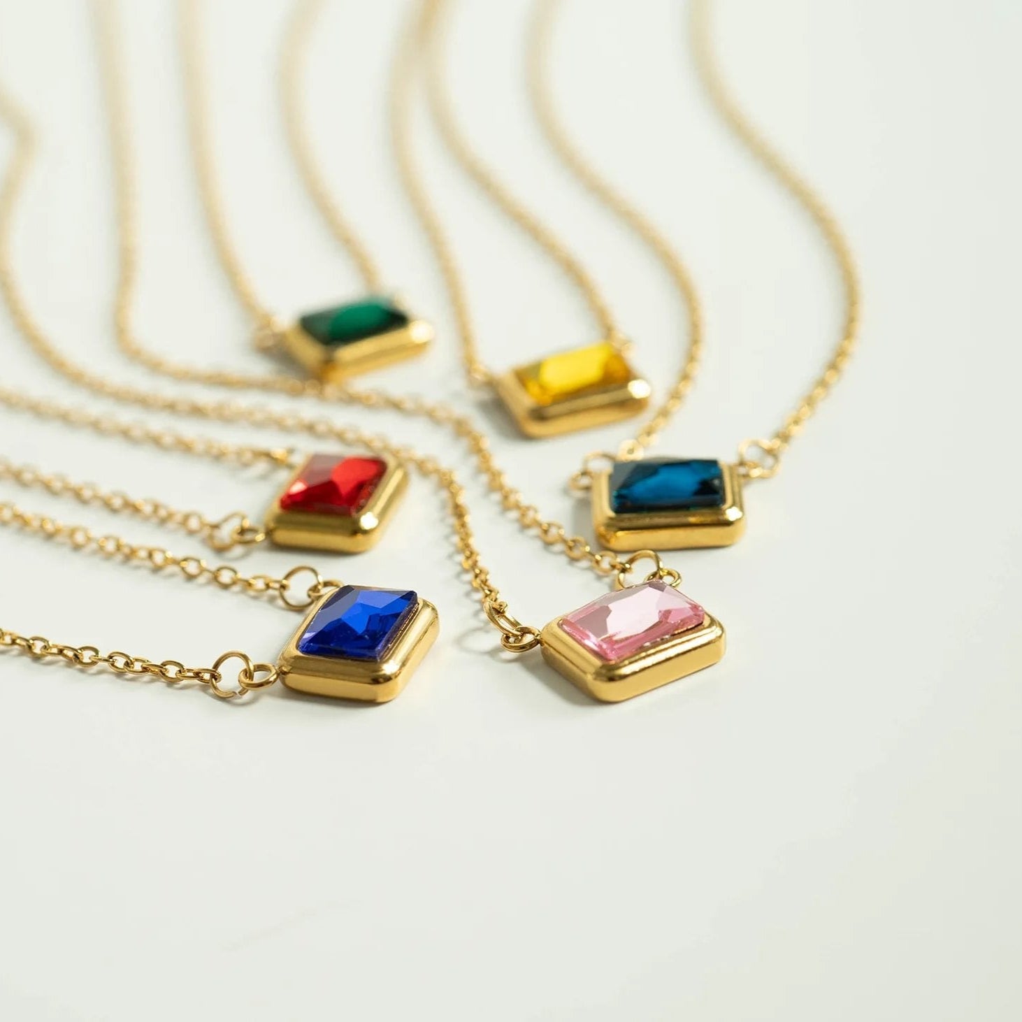 18K Gold PVD Emerald Birthstone Connector Charm 11mm
