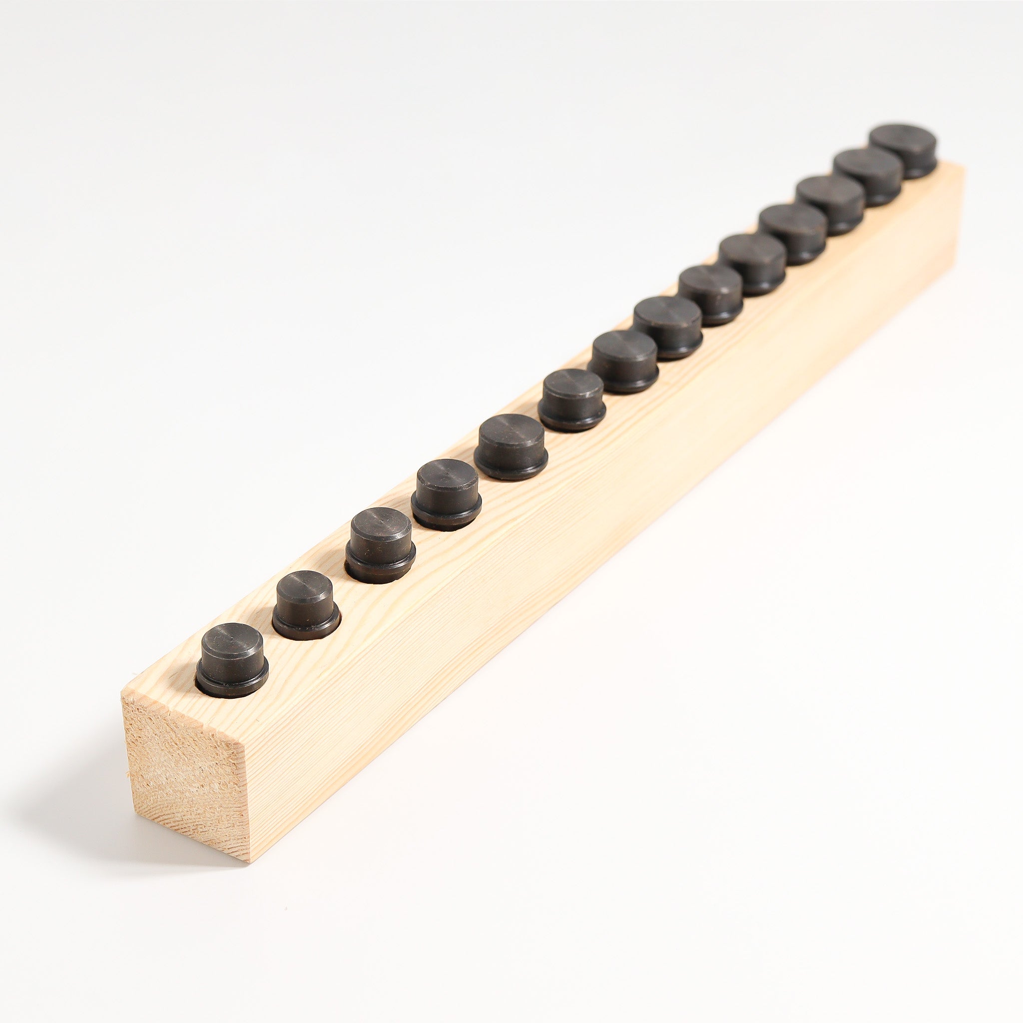 Ring mandrels sizes 3-16 in wooden holder