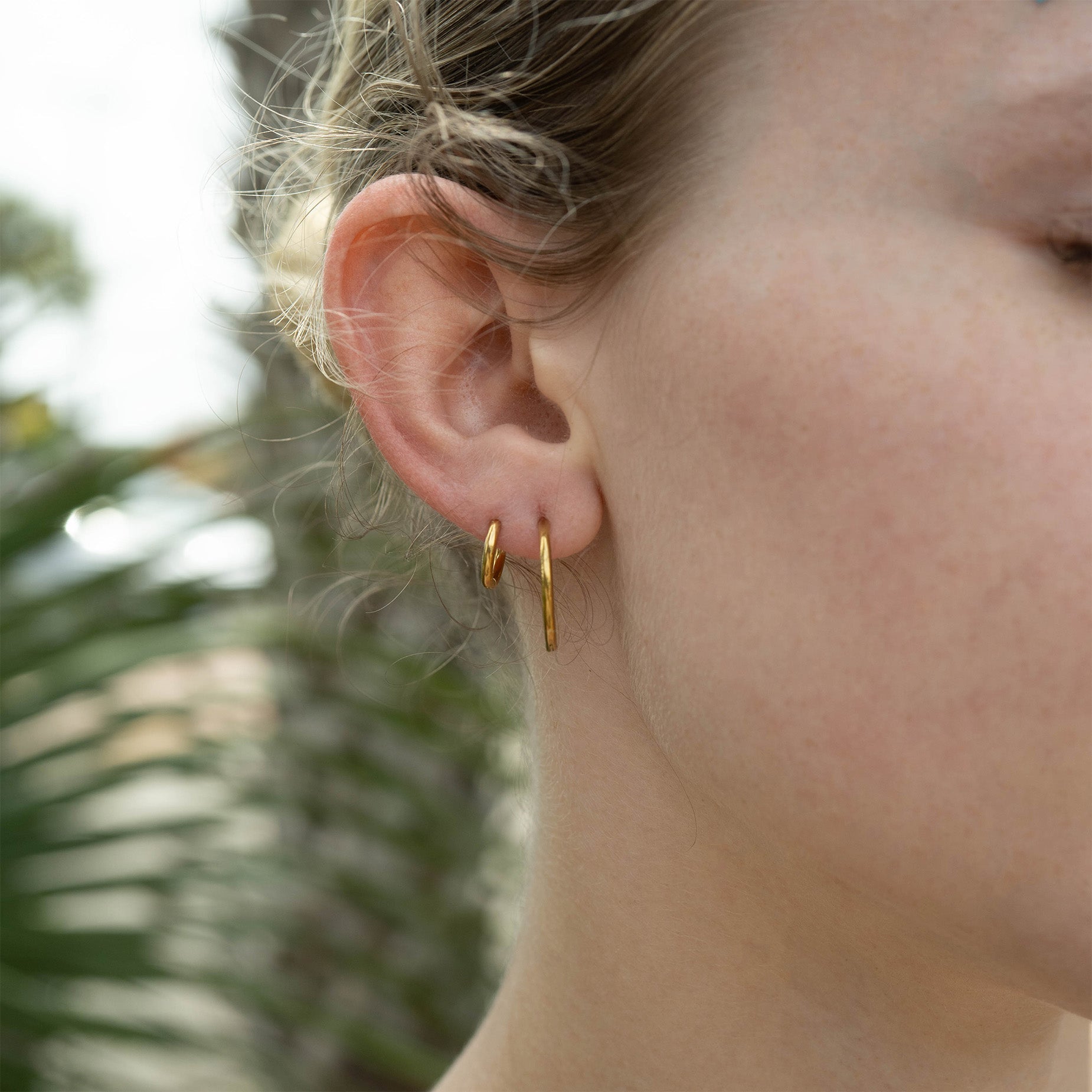 18K Gold PVD Stainless Steel Classic Hoop Huggie Earrings