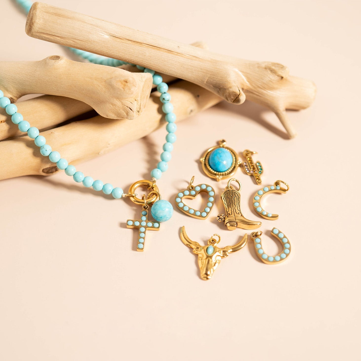 18K Gold PVD Stainless Steel Turquoise Stone Horseshoe Charm