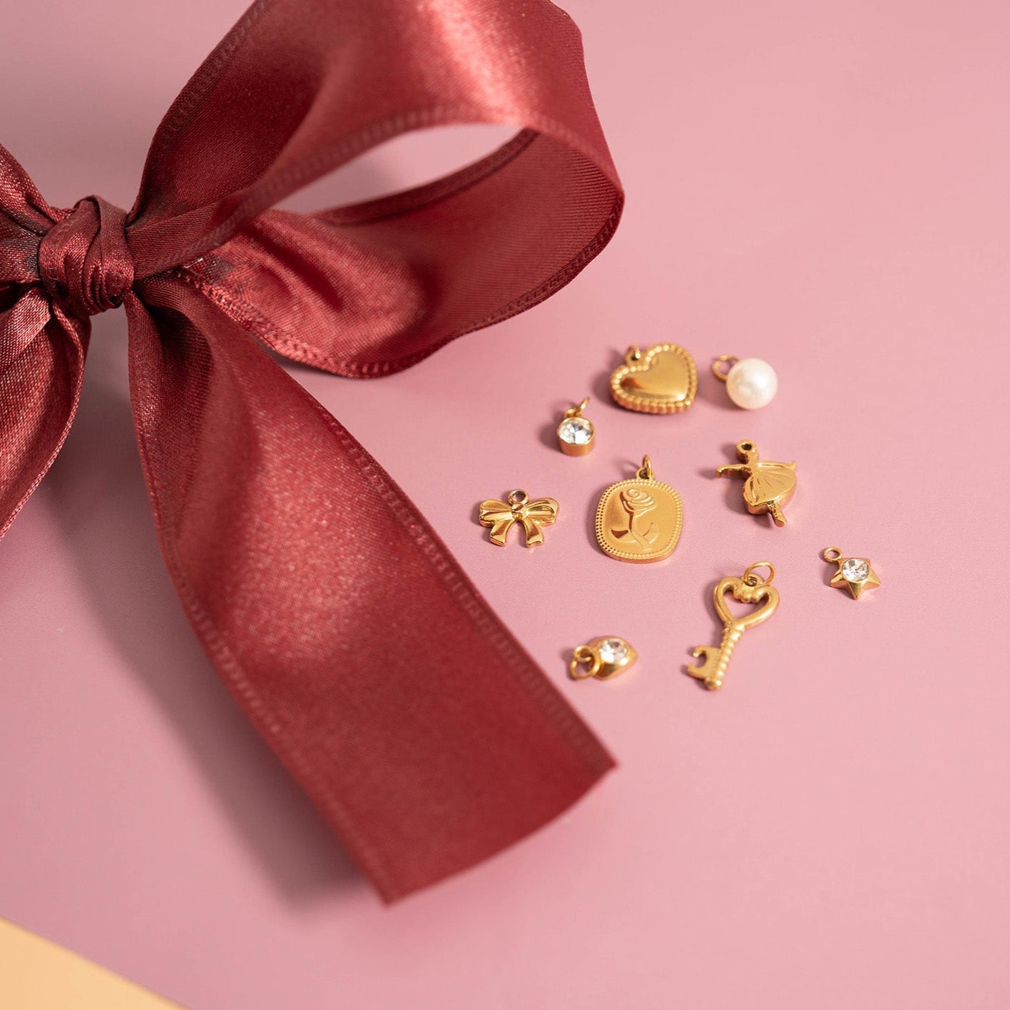 18K Gold PVD Stainless Steel Ribbon Bow Charm